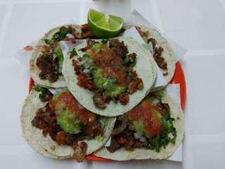 Tacos De Carne Asada Estilo Ensenada