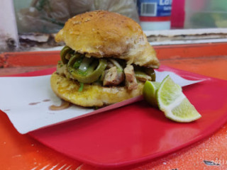 Tacos Y Cemitas El Chamorro