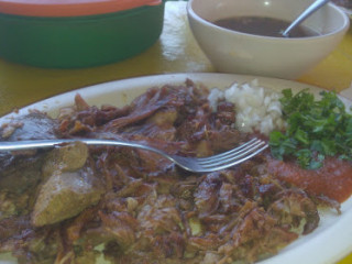 Birria Y Borrego Los Hernandez