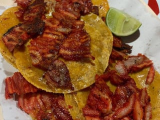 Tacos Los Pinos