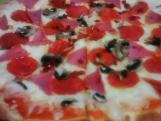 Nanis Pizza