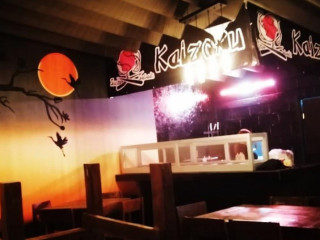 Kaizoku Sushi Salads