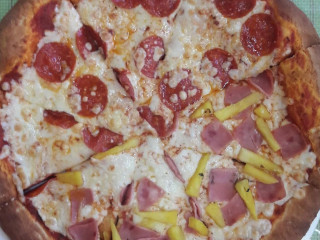 Gudus Pizza