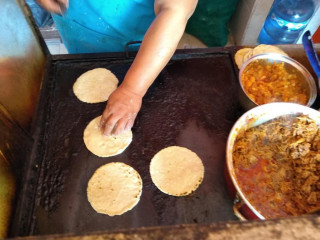 Tacos Y Gorditas Sixto 's