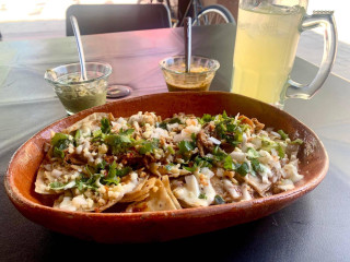 Tacos De Barbacoa El Rojo