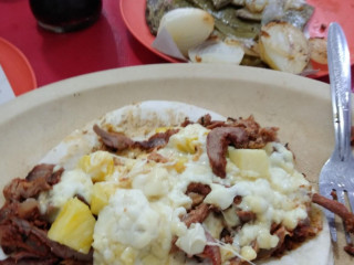 Taquería Y Parrilla Lupita