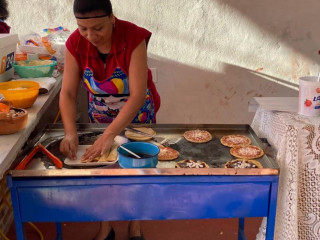 Antojitos “doña Luchy”