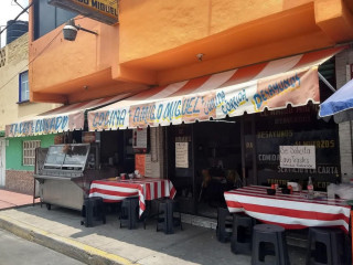 Tacos De Guisado Floresta