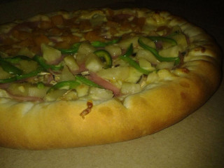 Mega Pizza