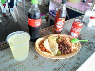 Tacos De Guisado Doña Betty.