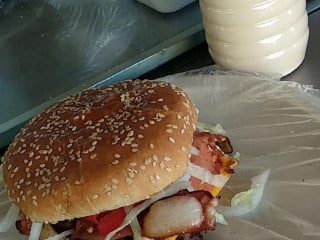 Hamburguesas El Guero