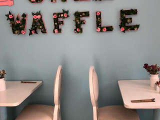 Chez Waffle