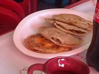 Gorditas Y Enchiladas Doña Alma