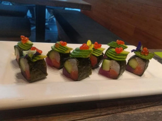 Sushi Roll Sendero