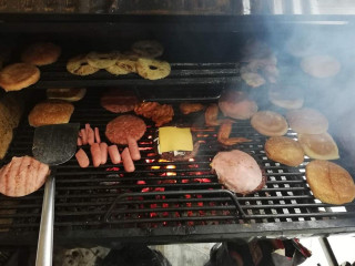 Los Consentidos Del Capi Hamburguesas Y Alitas Al Carbon