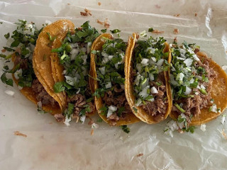 Tacos El Gallo Charro