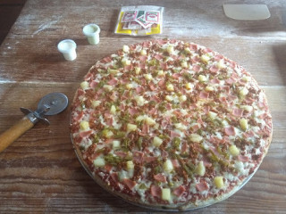 The Gogo's Pizza