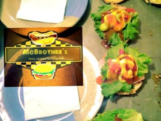 Mcbrother's Tacos, Jochos Y Hamburguesas