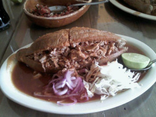 Tortas Ahogadas El Diablito