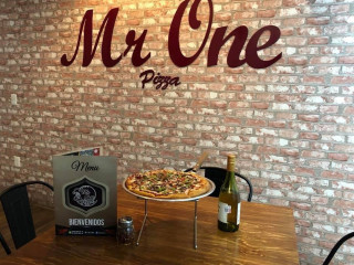 Mr One Pizza