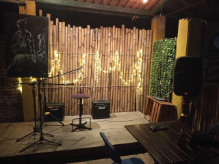 La Tepozteca Grill Blues