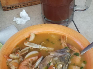 Mariscos El Monchy's