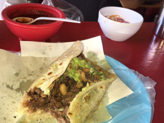 Tacos Chihuahuas Y Perrones