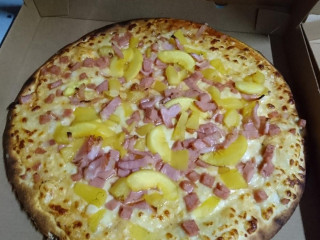 Hola Pizza