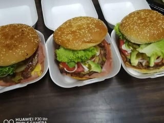 Alitas Y Hamburguesas Santana