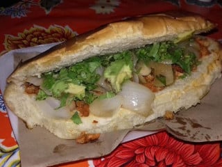 Tacos Y Tortas Tamuin