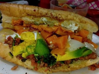 Tacos Y Tortas ' ' El Gordo ' '