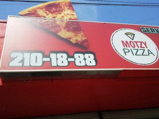 Motzy Pizza