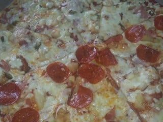 Adriana's Pizza