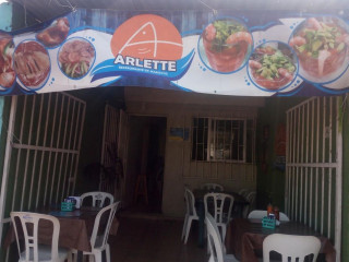 Arlette De Mariscos