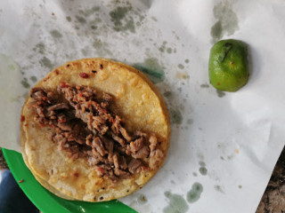 Taquería Calvillos