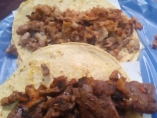 Tacos De Cecina Tripa Suadero Pastor Y Carnitad El Chino