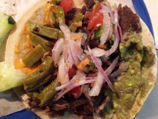 Tacos De Asada El Vikingo