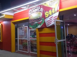 Hamburguesas Al Carbón