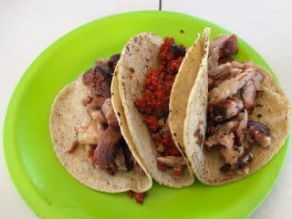 Tacos De Lechón Y Borrego