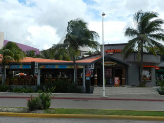 Hooters Cozumel