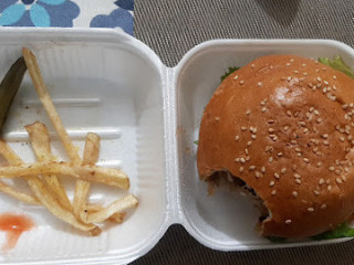 Pizzas, Alitas Y Hamburguesas El Jacalito