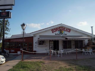 Tortuga's Bar y Bistro