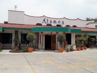 Los Alamos Restaurant Bar