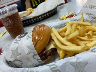 Carl's Jr.