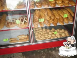 Panaderia El Mana