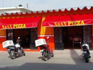 Xnax Pizza