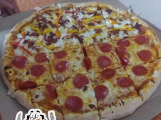 Santiago's Pizza