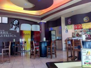 Jamaica Marisqueria Grill