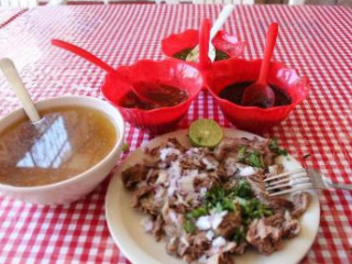 Barbacoa Y Birria Los Hornitos