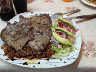 La Lonche Cafeteria Y Lonchería